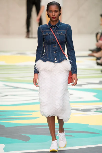 Look 4